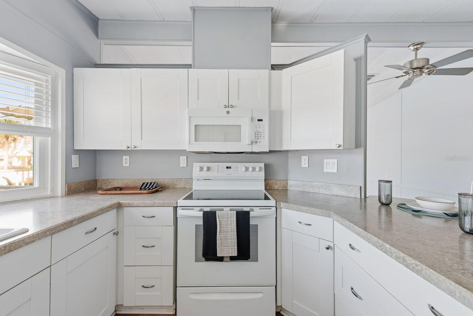 Image 10 of 43 For 707 Tangerine Woods Boulevard