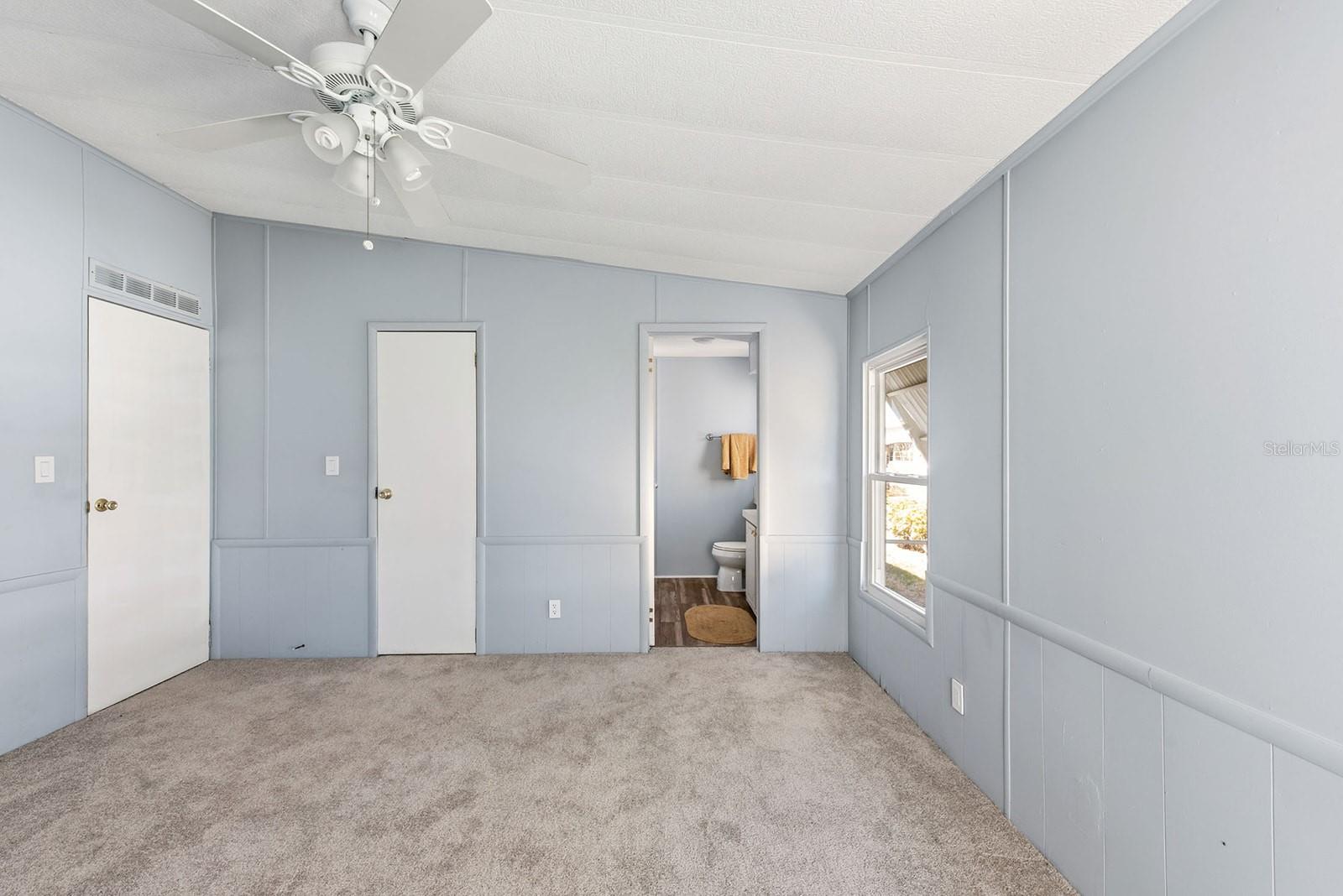 Image 25 of 43 For 707 Tangerine Woods Boulevard