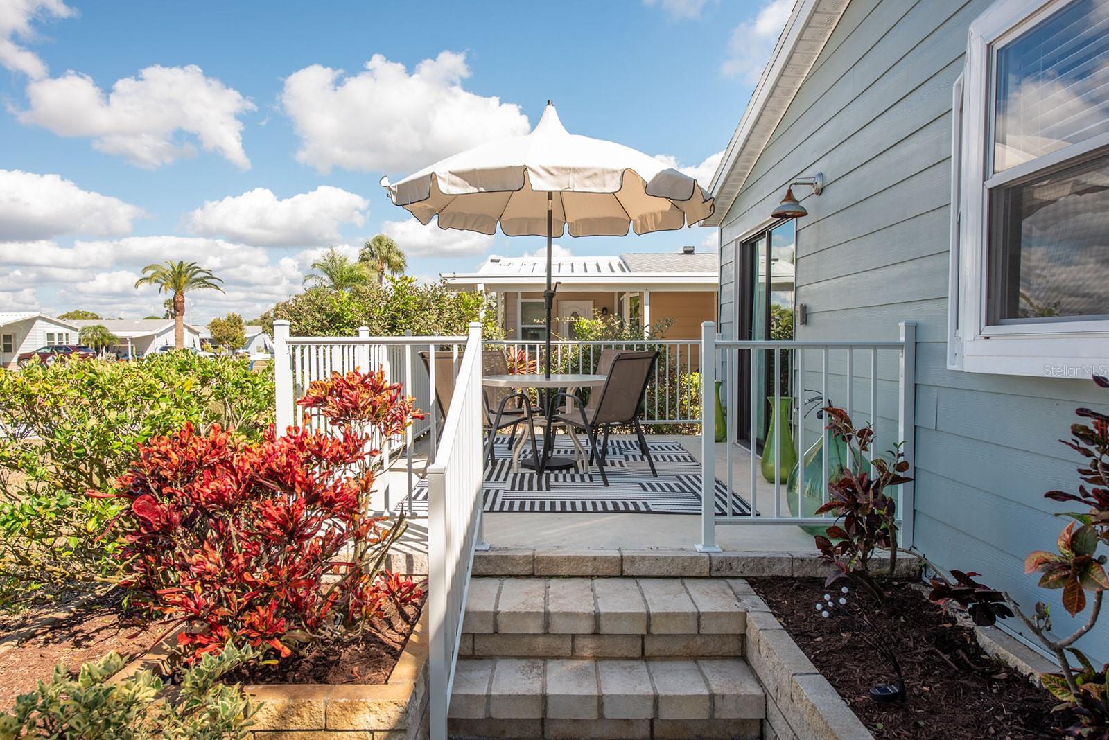 Image 37 of 43 For 707 Tangerine Woods Boulevard