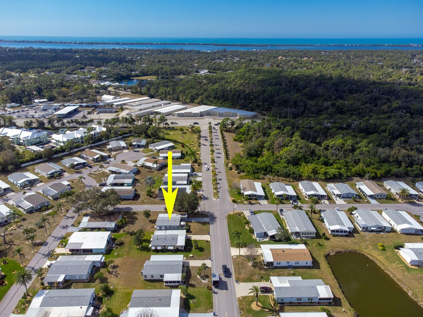 Image 40 of 43 For 707 Tangerine Woods Boulevard