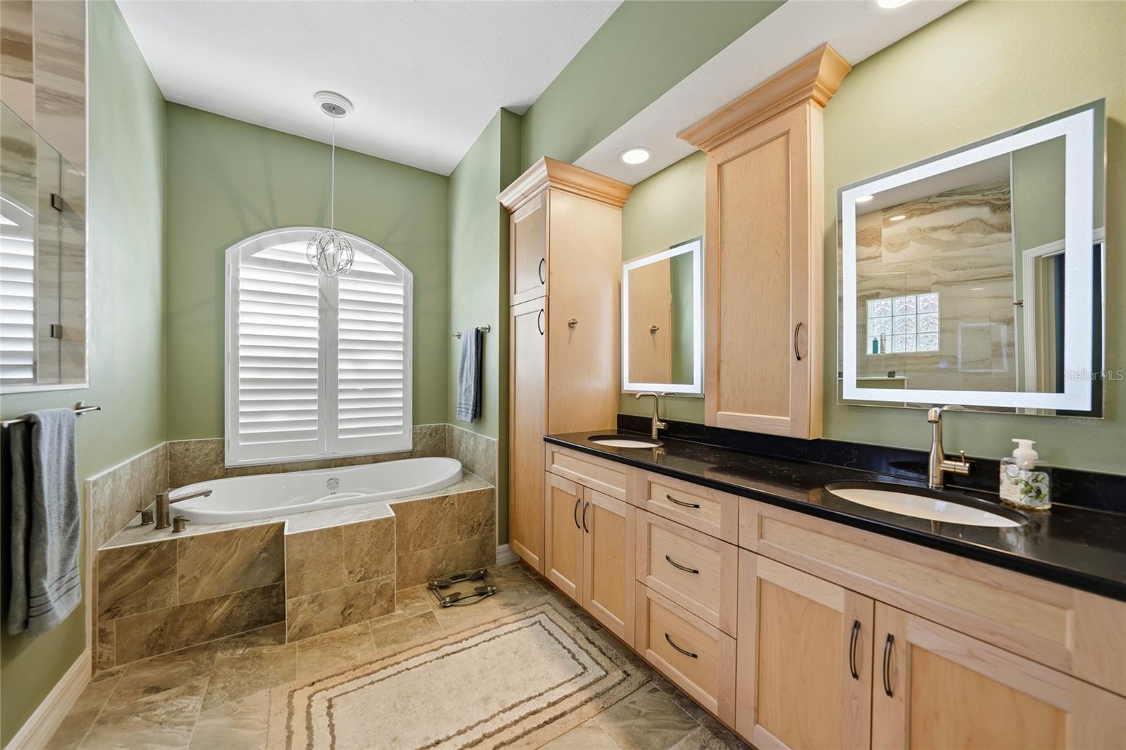 Image 29 of 61 For 3878 Royal Hammock Boulevard