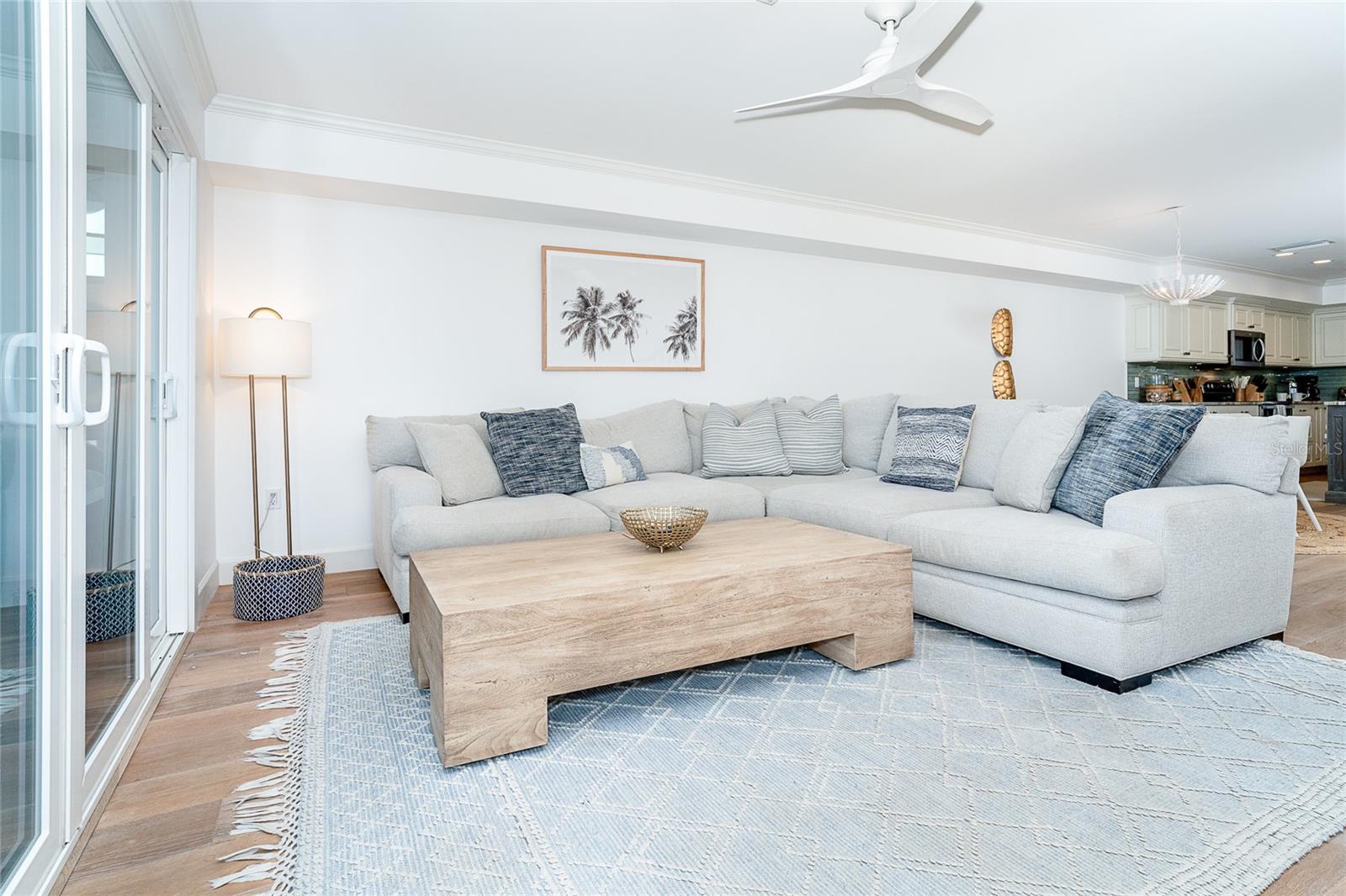 Image 19 of 68 For 301 Gulf Boulevard 25