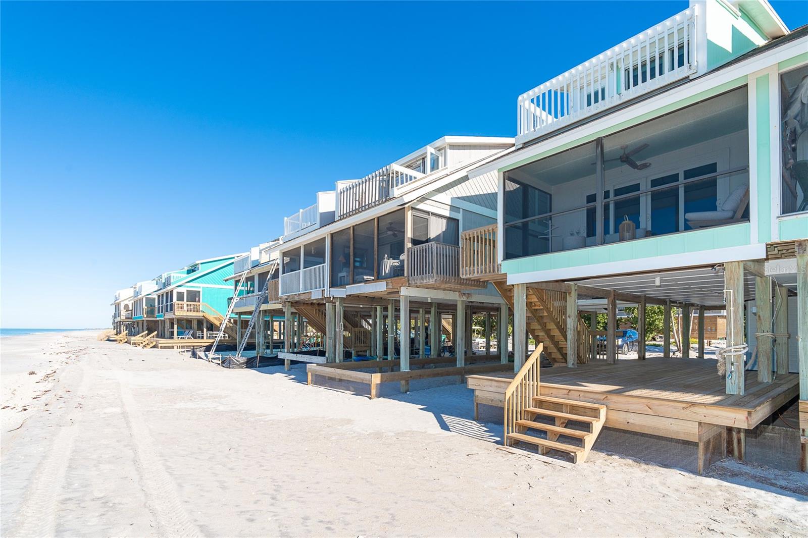 Image 47 of 68 For 301 Gulf Boulevard 25