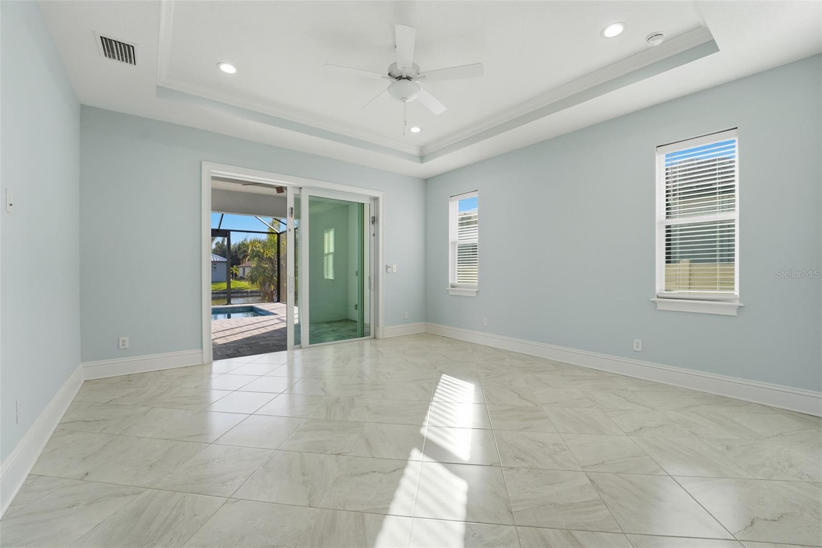 Image 22 of 55 For 15730 Viscount Circle