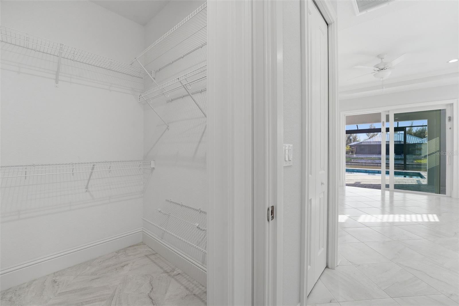 Image 26 of 55 For 15730 Viscount Circle