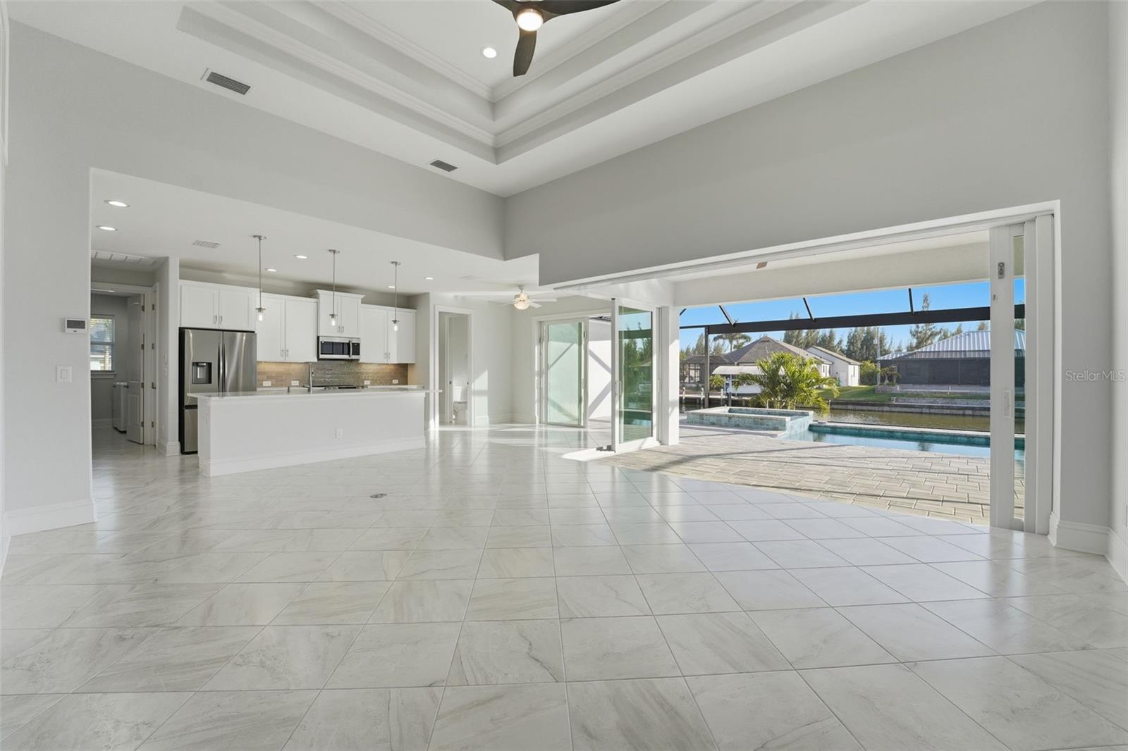 Image 4 of 55 For 15730 Viscount Circle