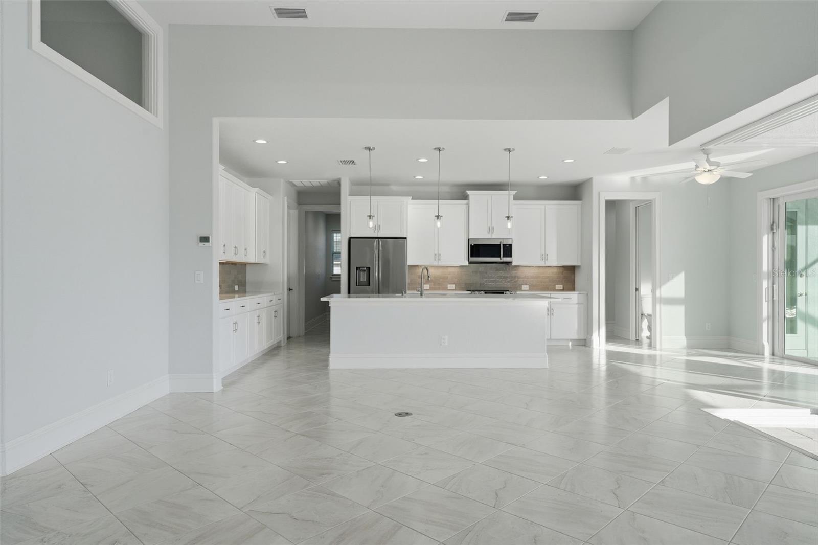 Image 42 of 55 For 15730 Viscount Circle