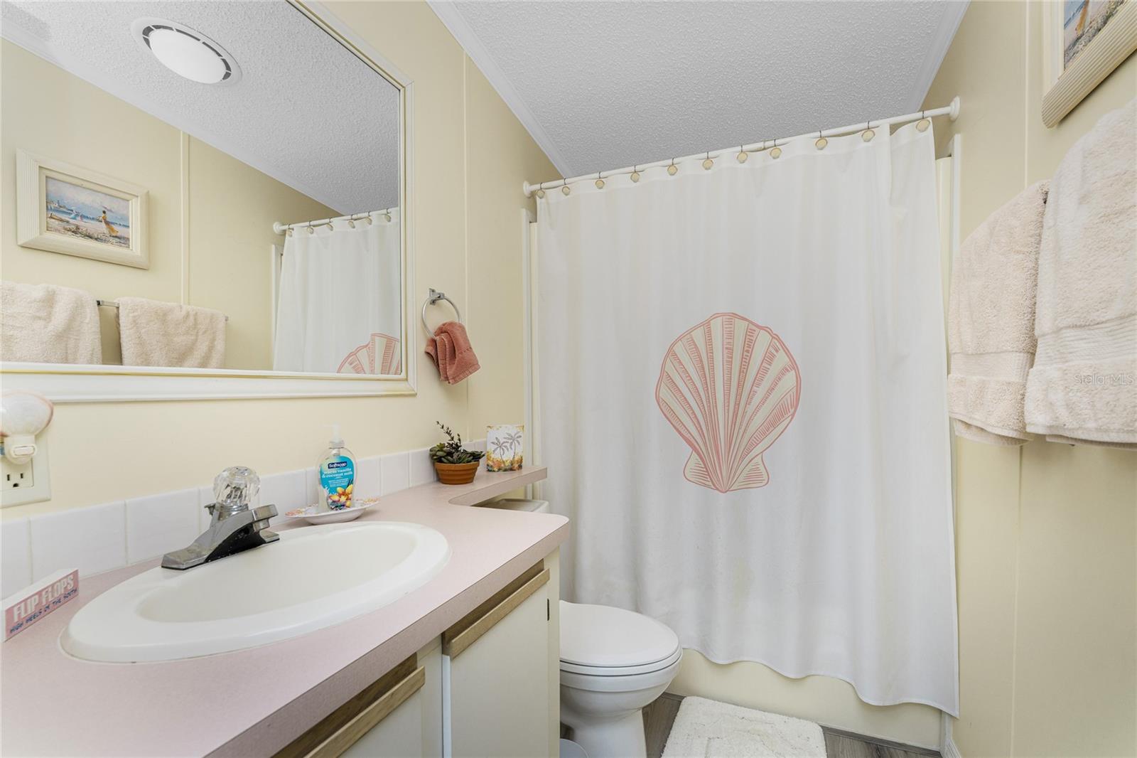 Image 26 of 32 For 9134 Kestral Circle