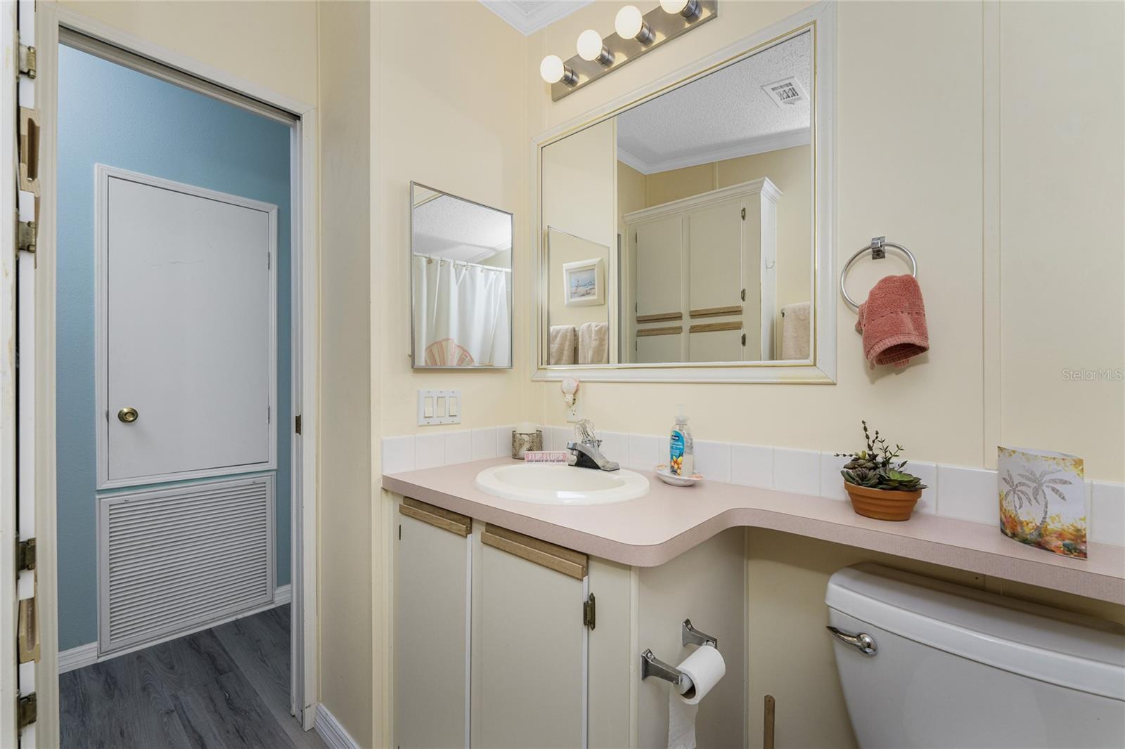 Image 27 of 32 For 9134 Kestral Circle