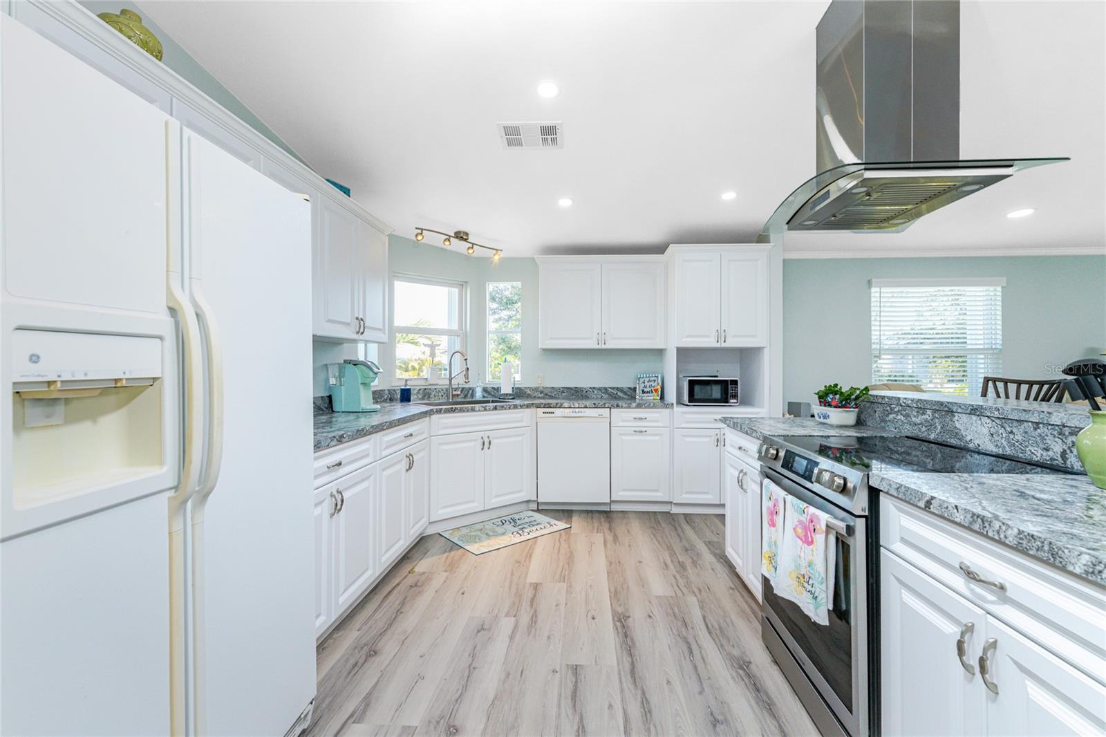 Image 5 of 32 For 9134 Kestral Circle