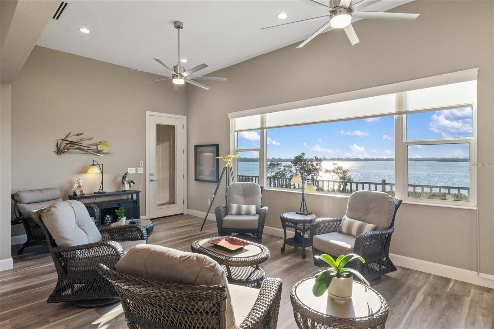 Image 19 of 49 For 9861 Eagle Preserve Drive