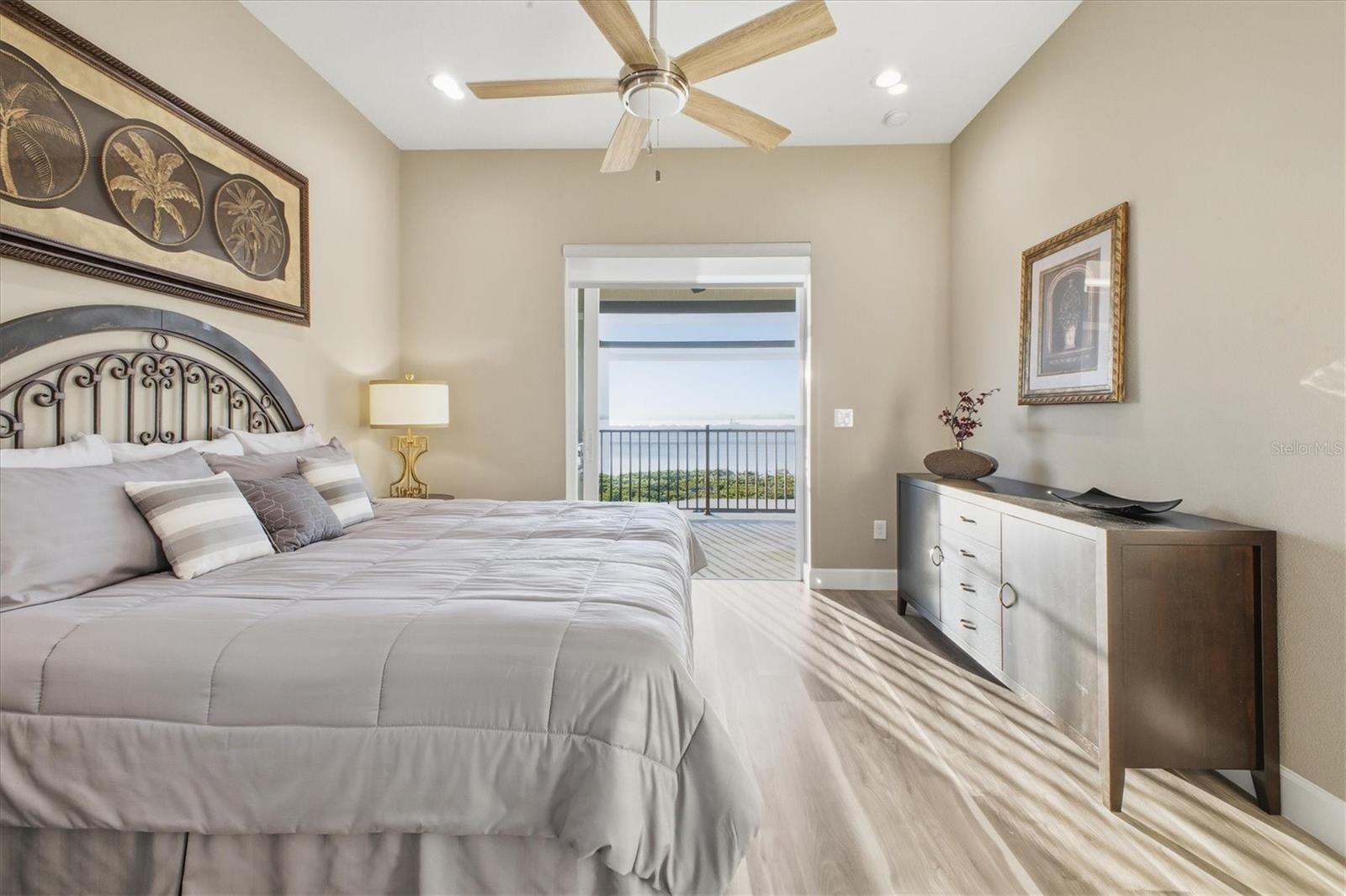 Image 27 of 49 For 9861 Eagle Preserve Drive