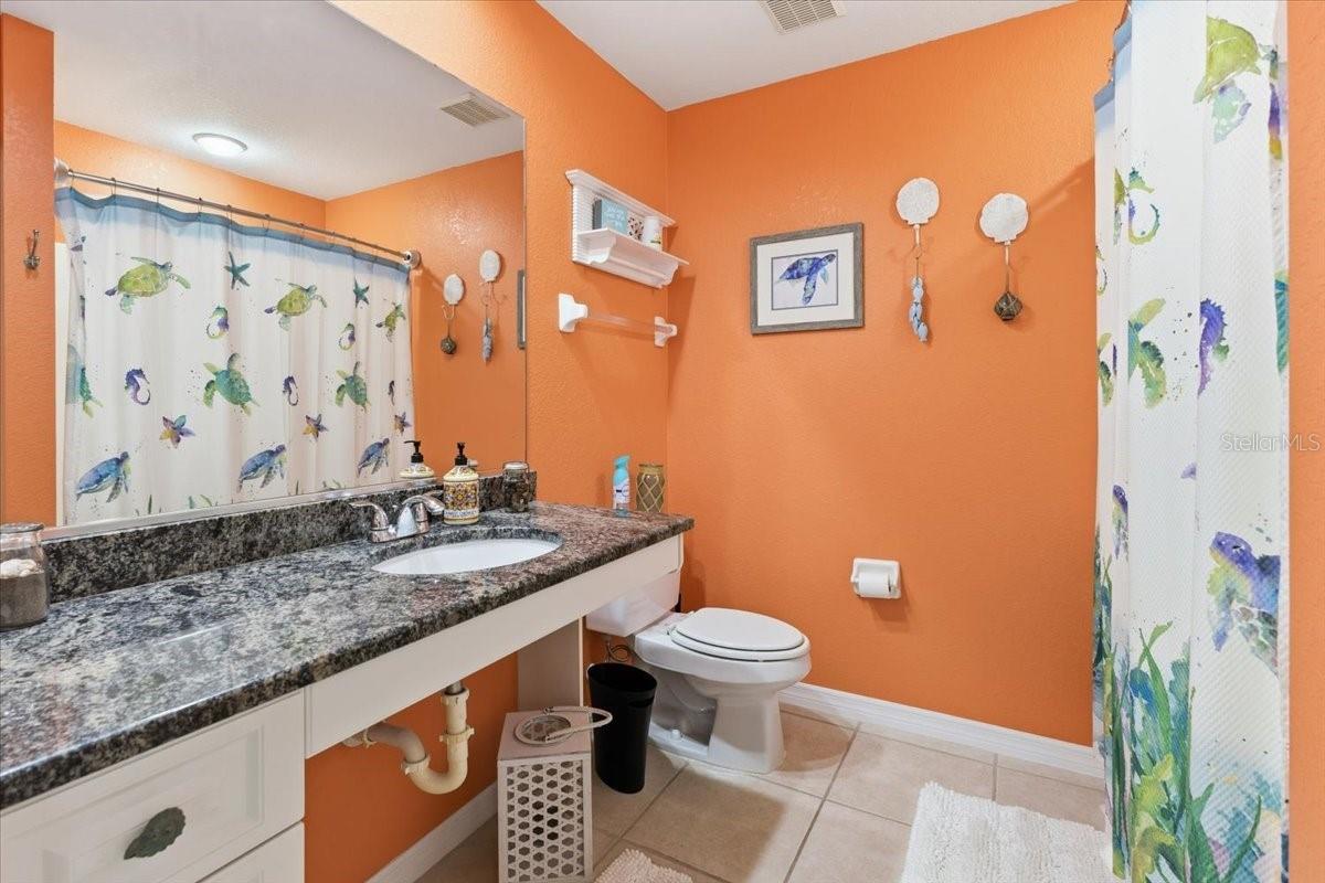 Image 21 of 41 For 9850 Fiddlers Green Circle 228