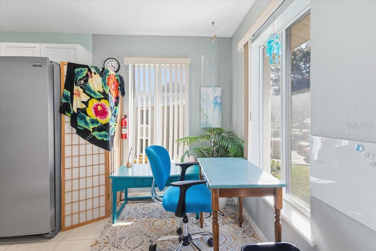 Image 6 of 41 For 9850 Fiddlers Green Circle 228