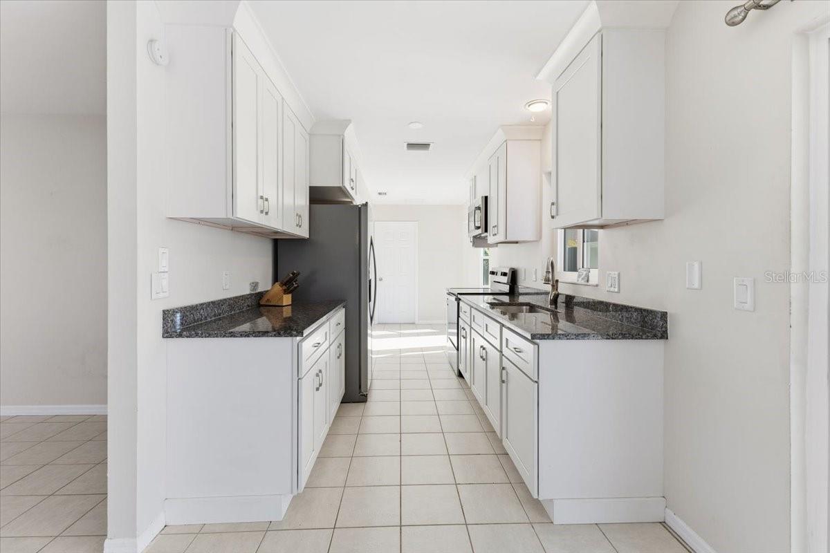 Image 8 of 30 For 7287 Wicklow Lane