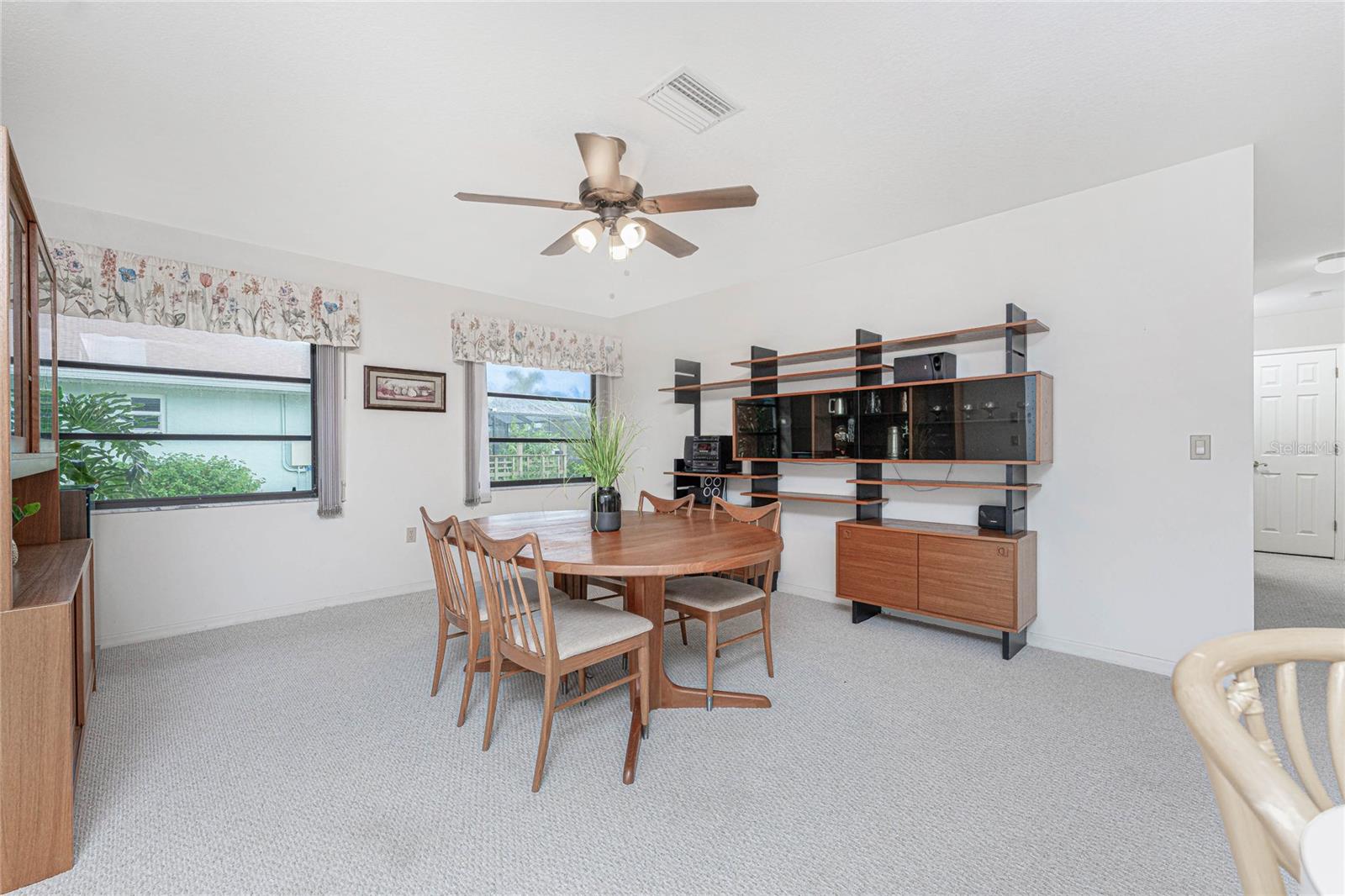 Image 15 of 51 For 21 Bunker Lane