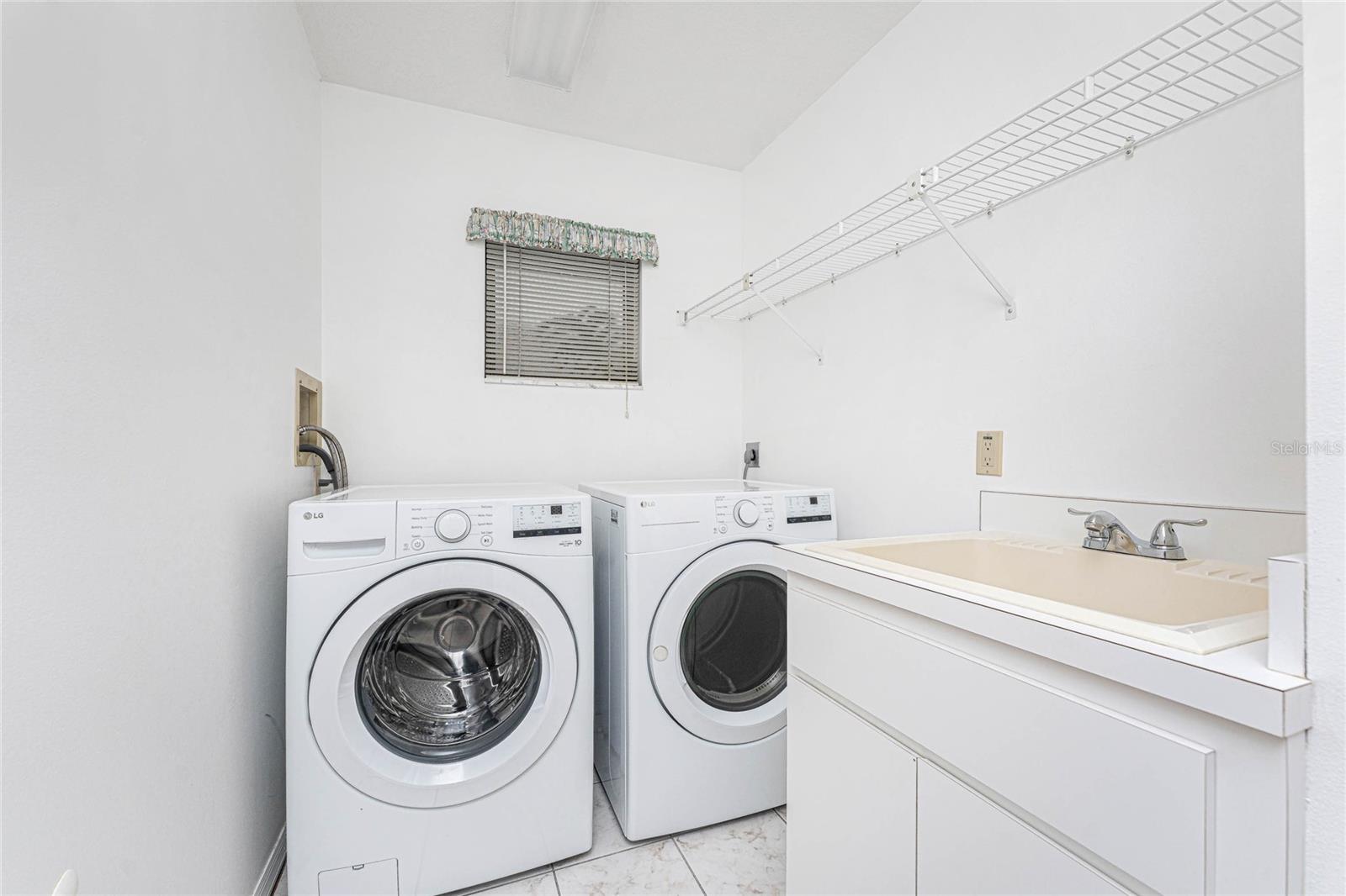 Image 21 of 51 For 21 Bunker Lane