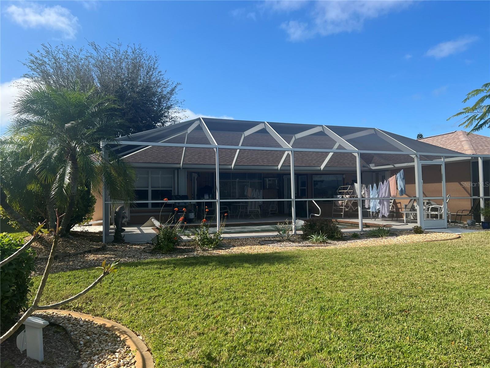 Image 19 of 40 For 24 Broadmoor Lane