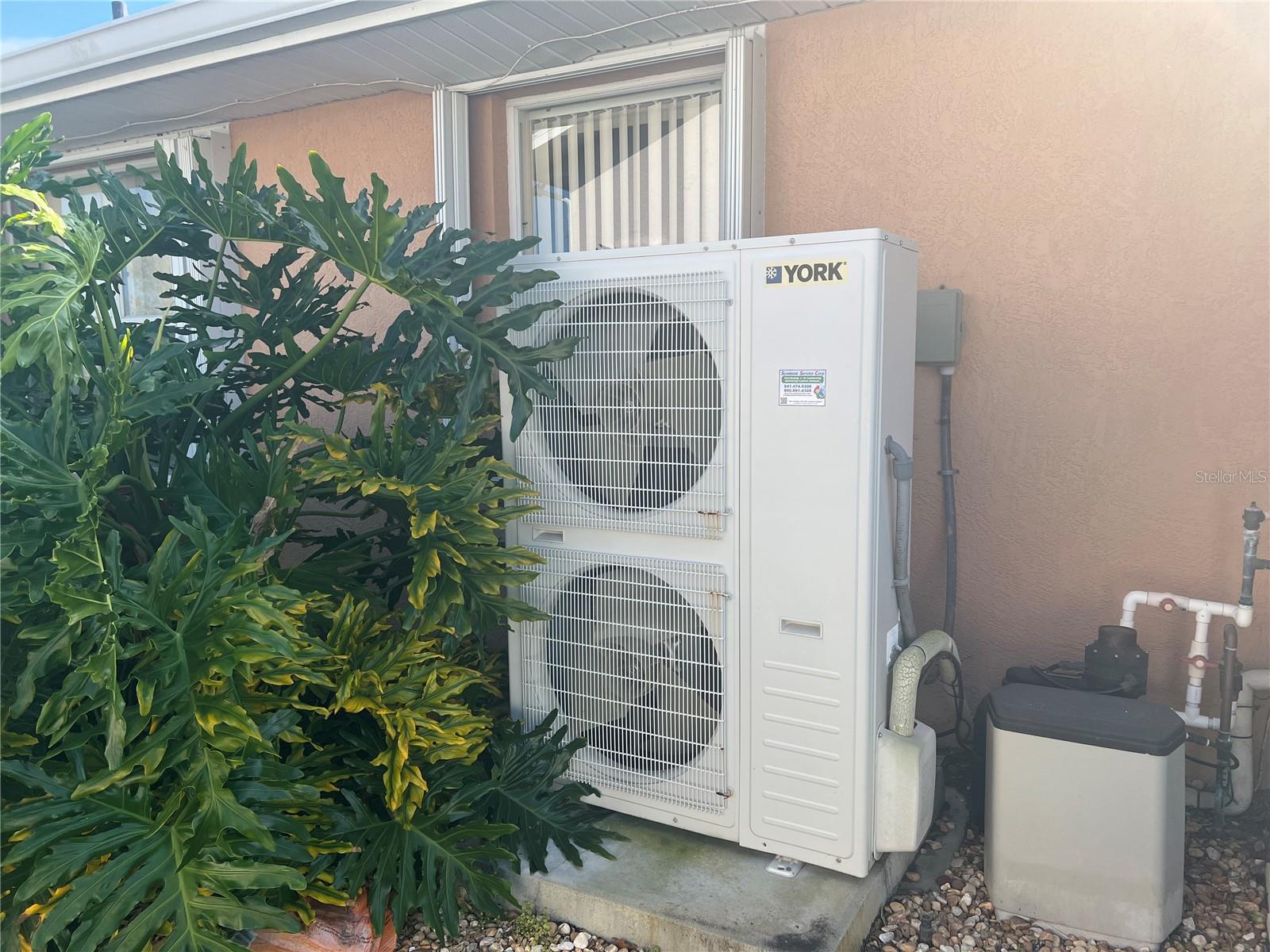 Image 28 of 40 For 24 Broadmoor Lane