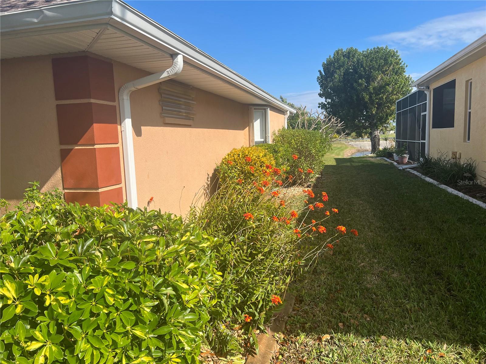 Image 30 of 40 For 24 Broadmoor Lane