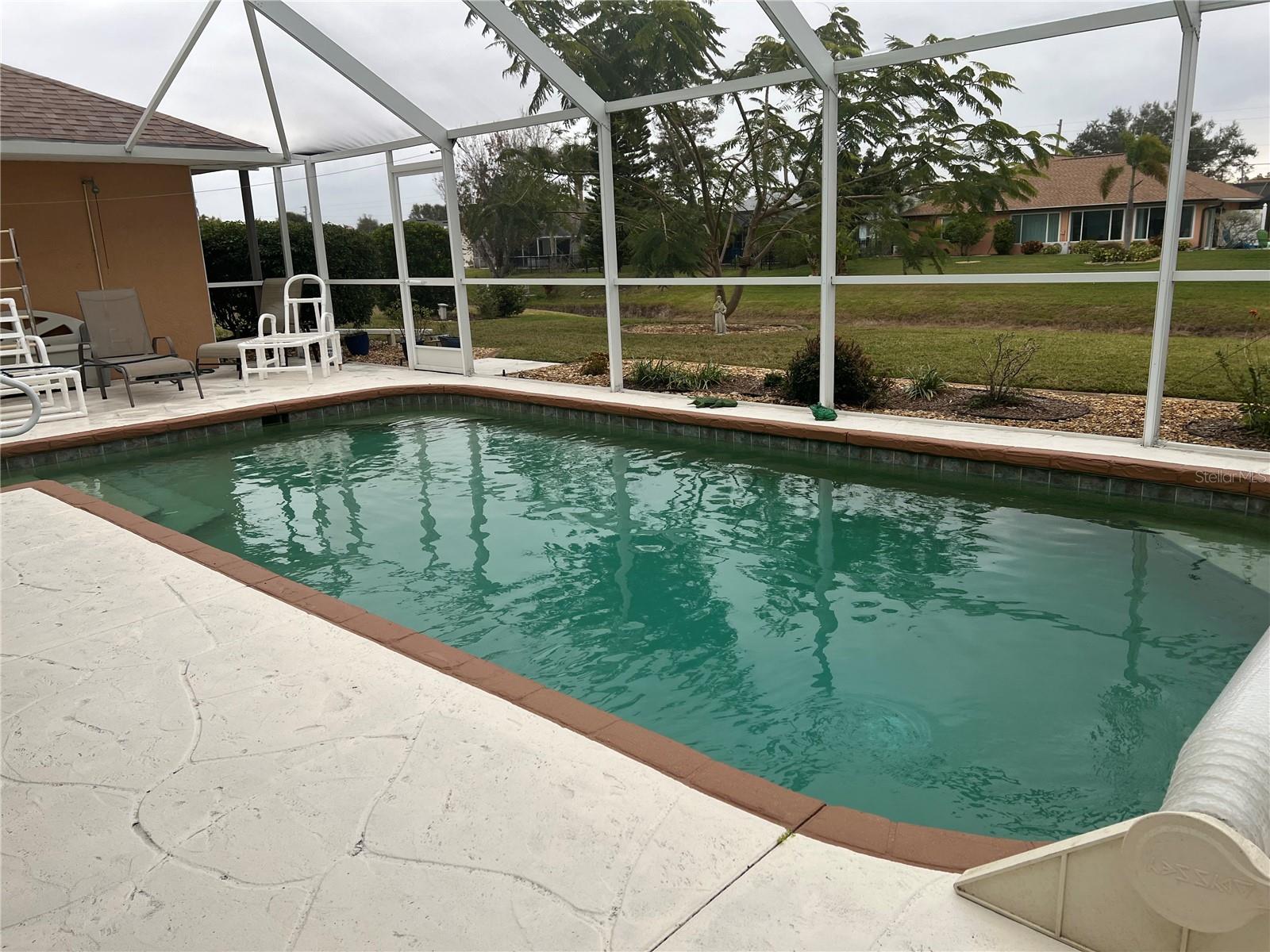 Image 5 of 40 For 24 Broadmoor Lane