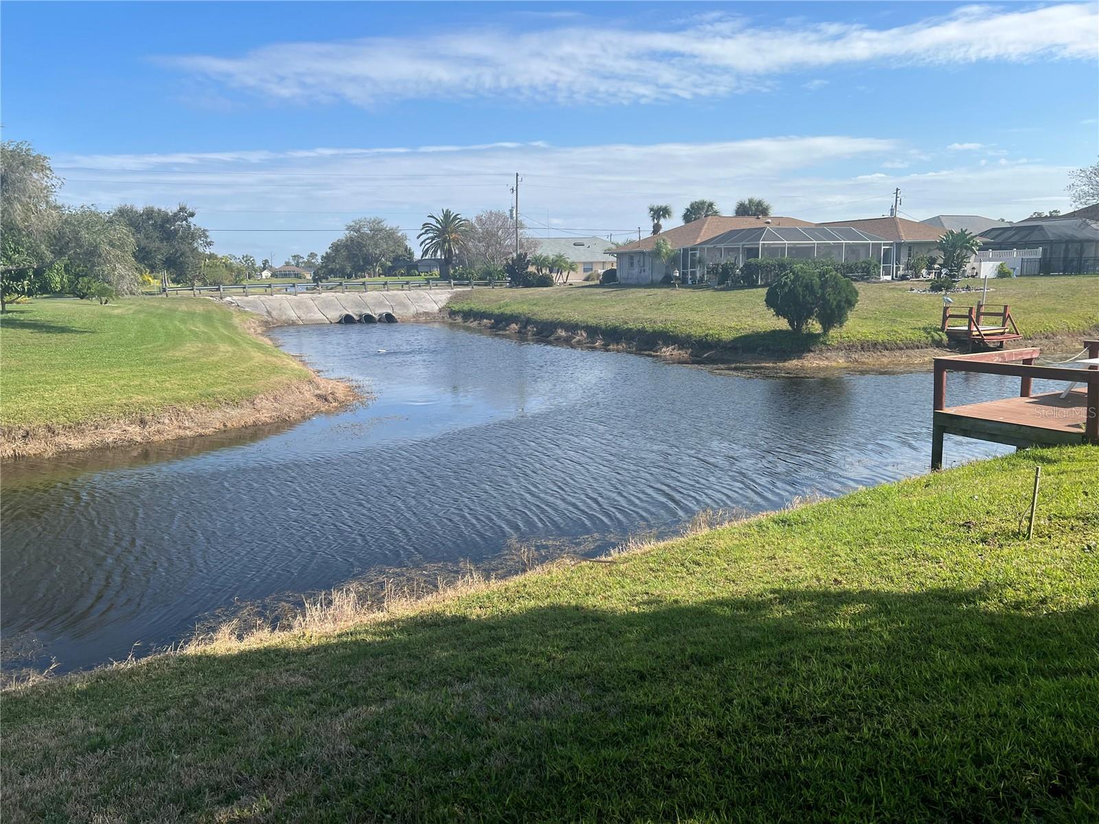 Image 7 of 40 For 24 Broadmoor Lane