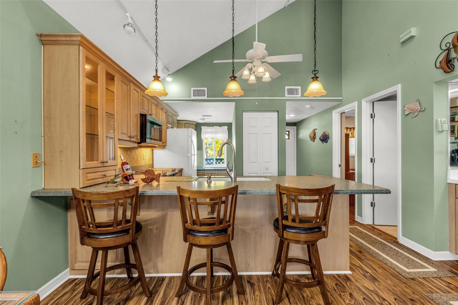 Image 10 of 37 For 6800 Placida Road 281