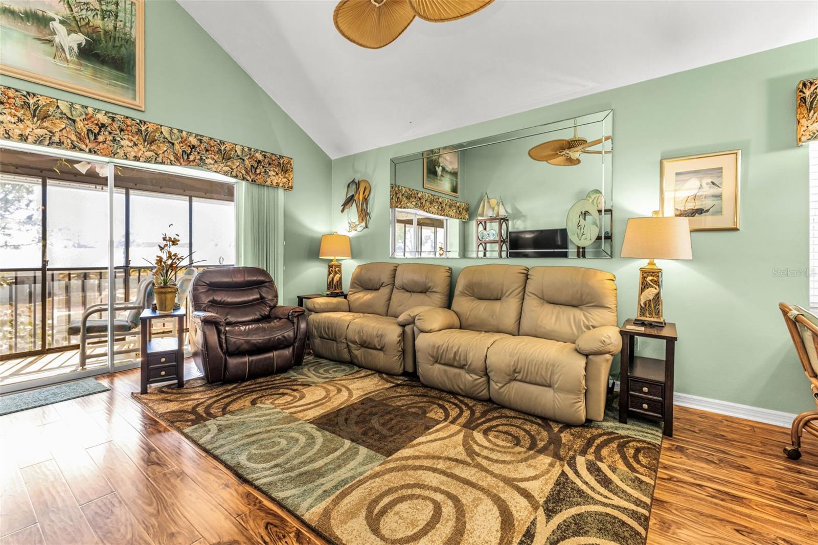 Image 14 of 37 For 6800 Placida Road 281