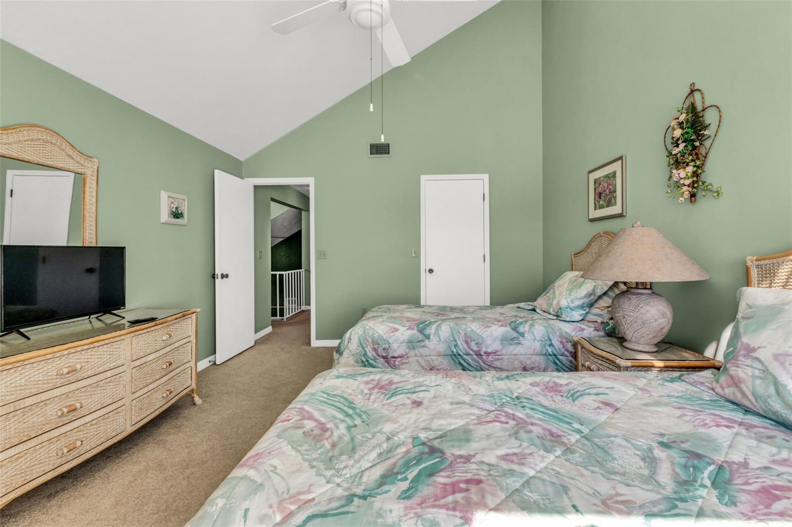 Image 29 of 37 For 6800 Placida Road 281