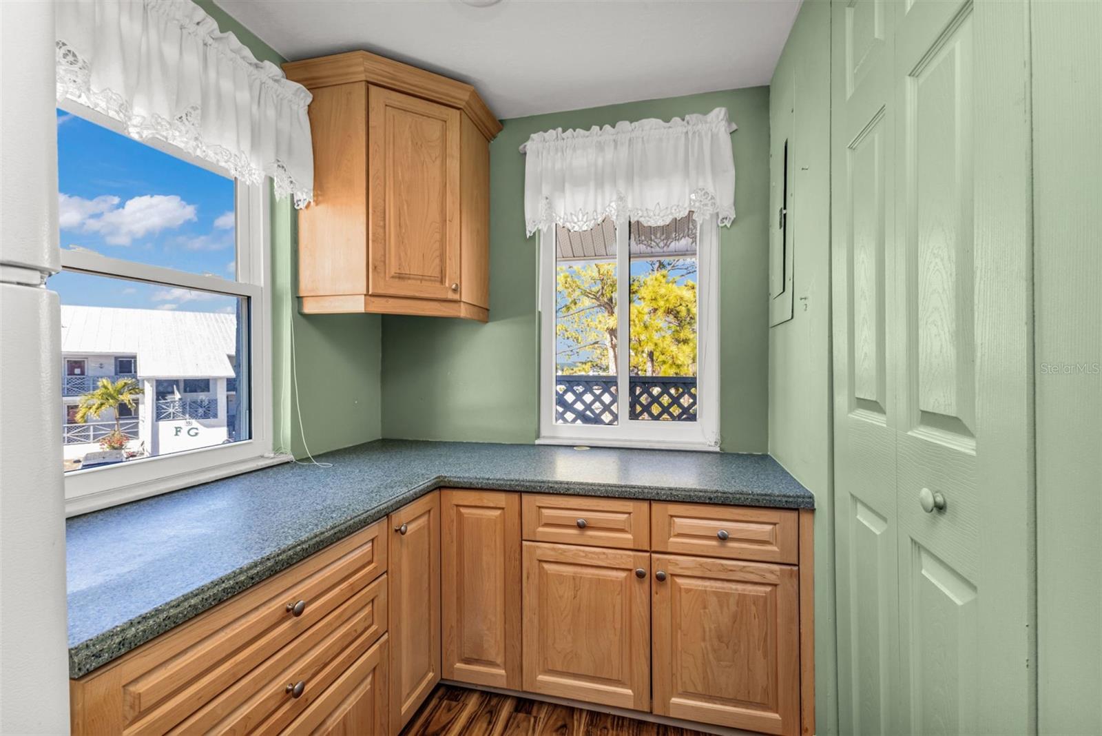 Image 8 of 37 For 6800 Placida Road 281