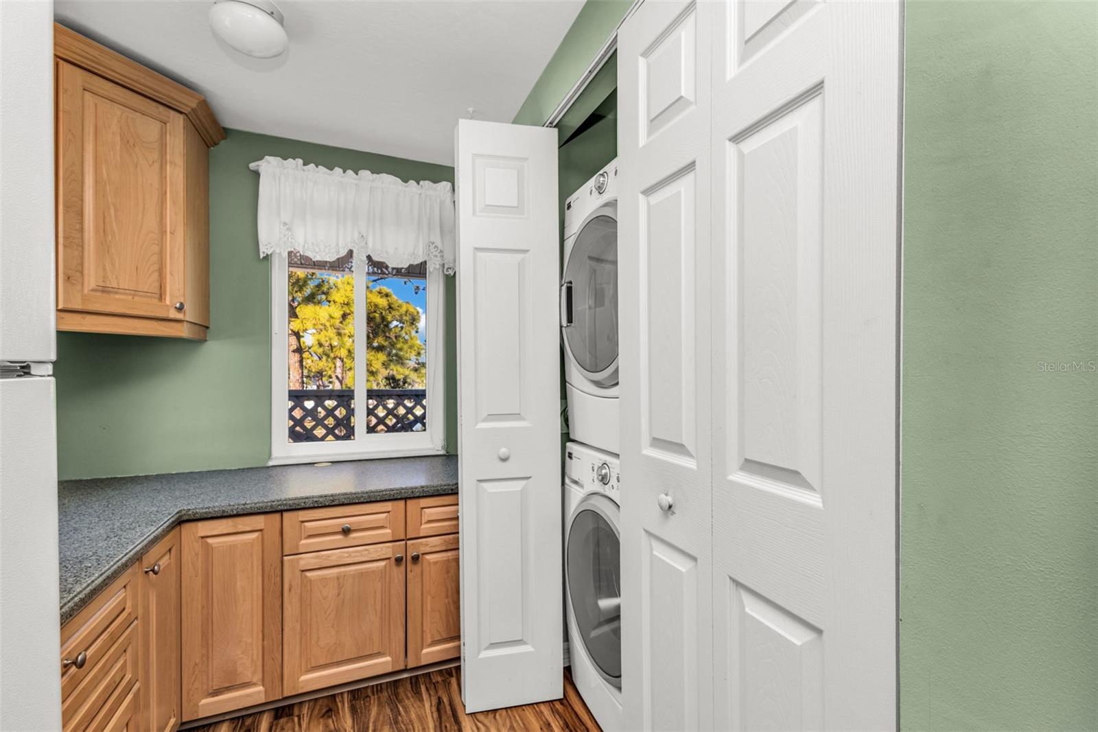 Image 9 of 37 For 6800 Placida Road 281