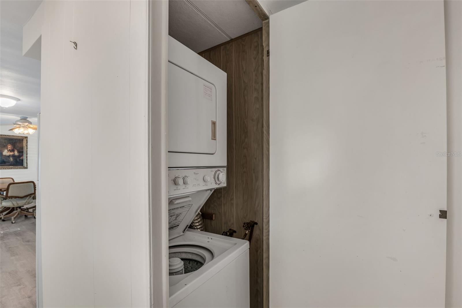 Image 28 of 39 For 1891 Englewood Road 119