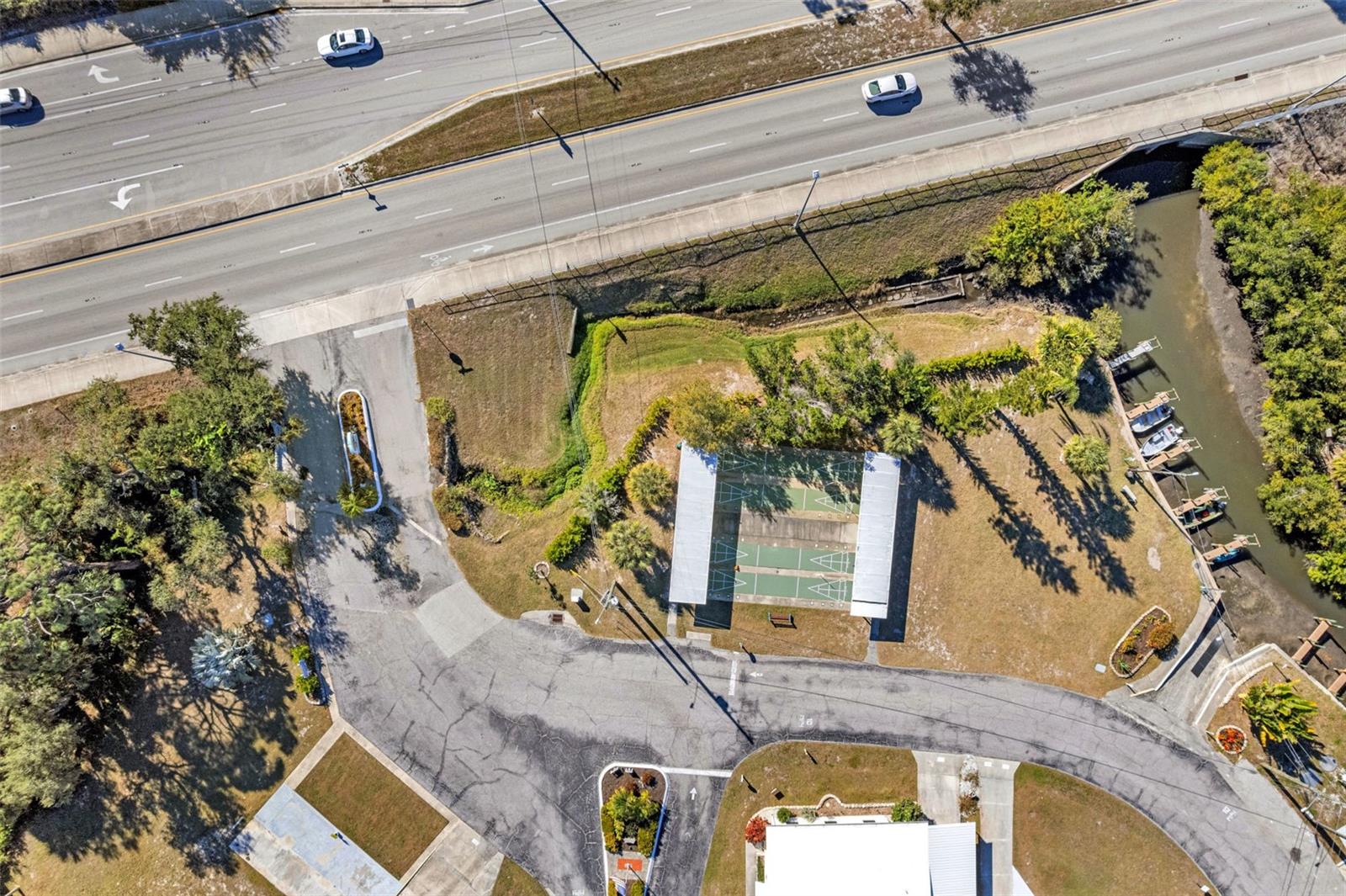 Image 35 of 39 For 1891 Englewood Road 119