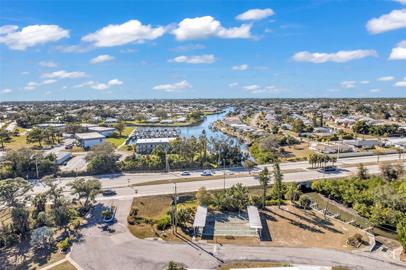 Image 36 of 39 For 1891 Englewood Road 119