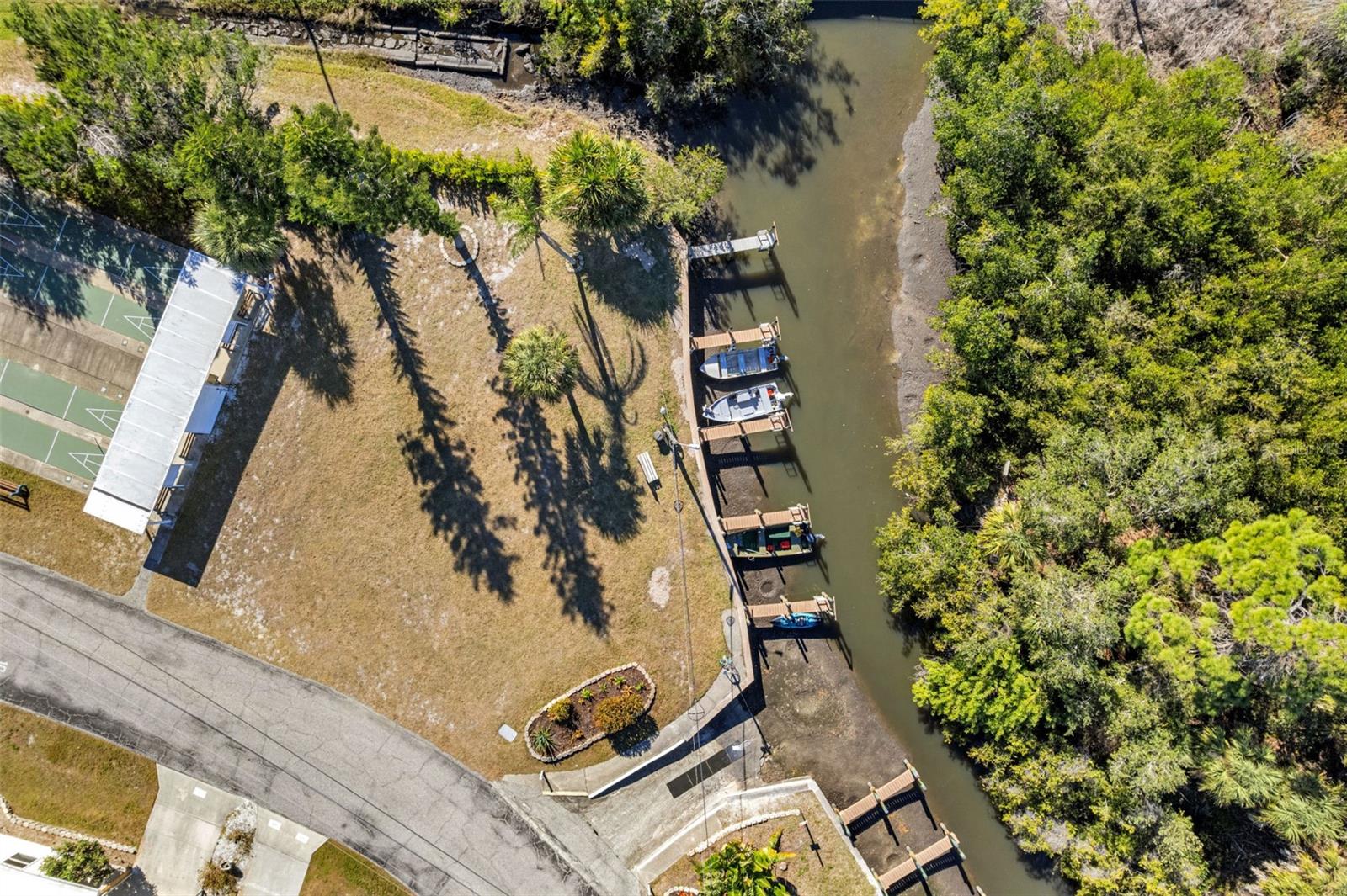 Image 38 of 39 For 1891 Englewood Road 119