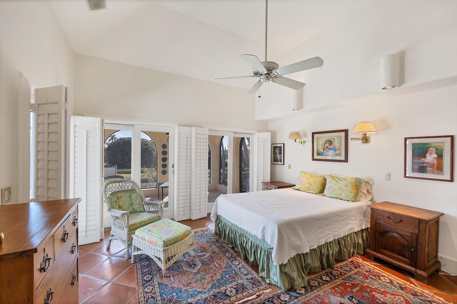 Image 24 of 55 For 1500 Railroad Avenue