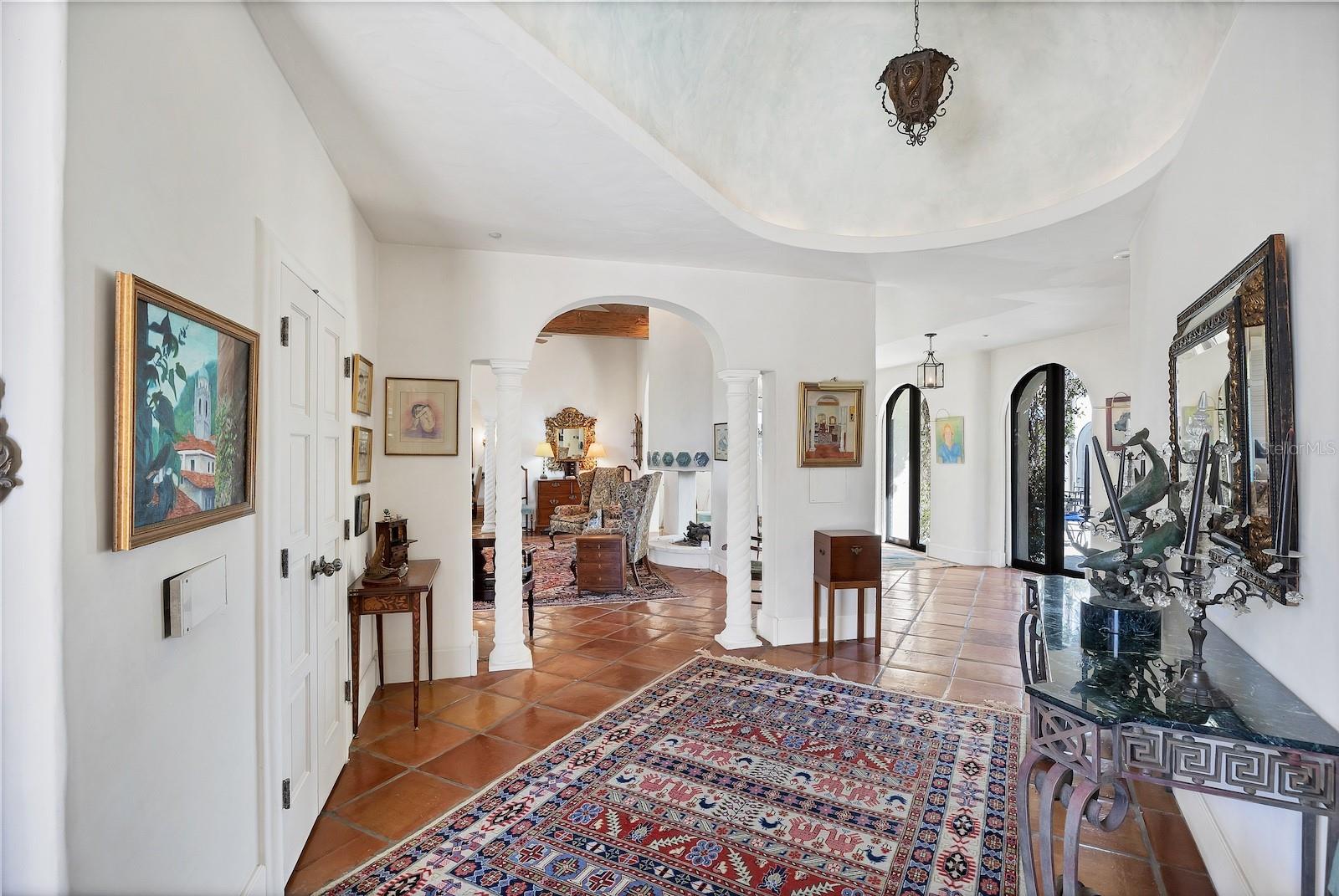 Image 6 of 55 For 1500 Railroad Avenue