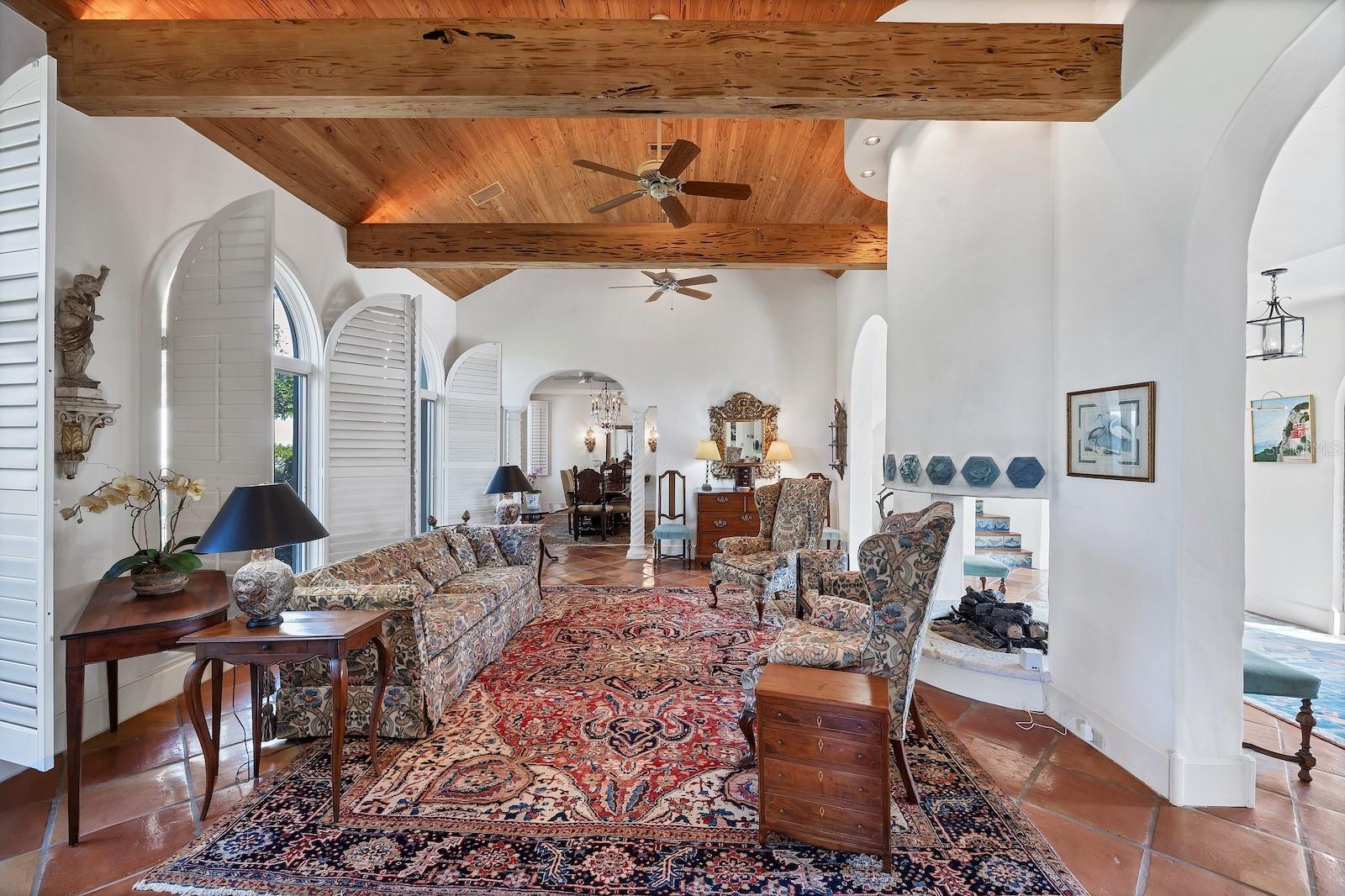 Image 8 of 55 For 1500 Railroad Avenue