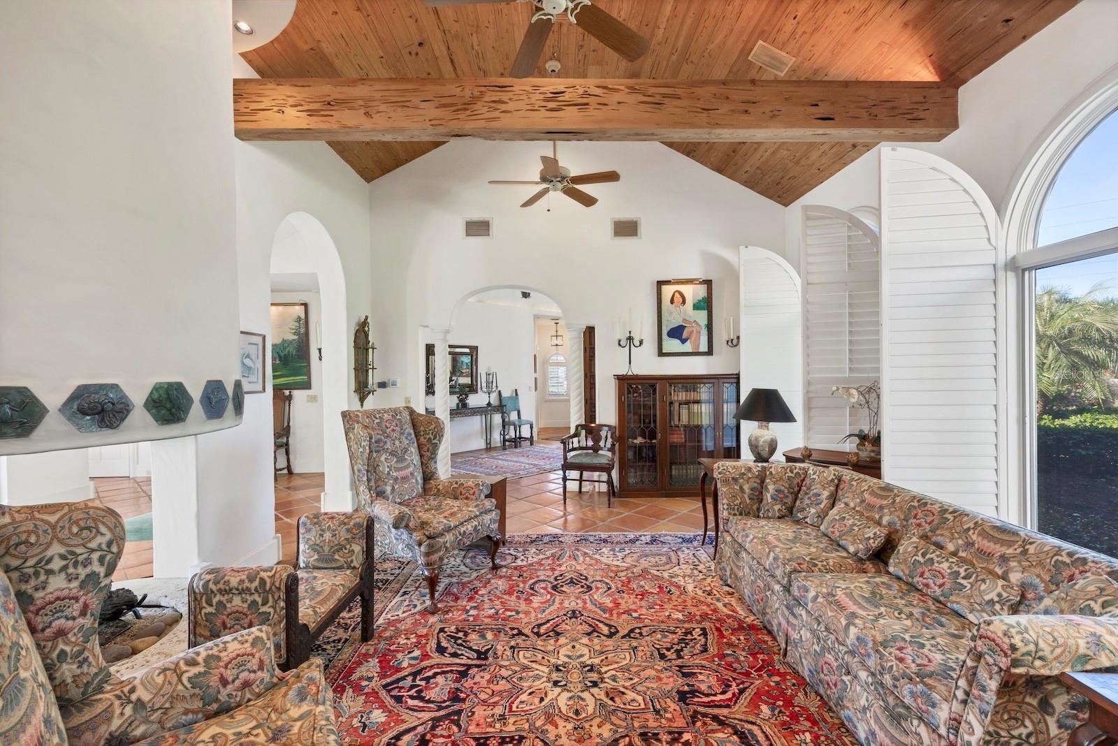 Image 9 of 55 For 1500 Railroad Avenue