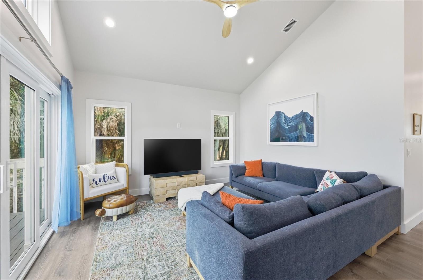 Image 13 of 55 For 19 Lemon Bay Lane