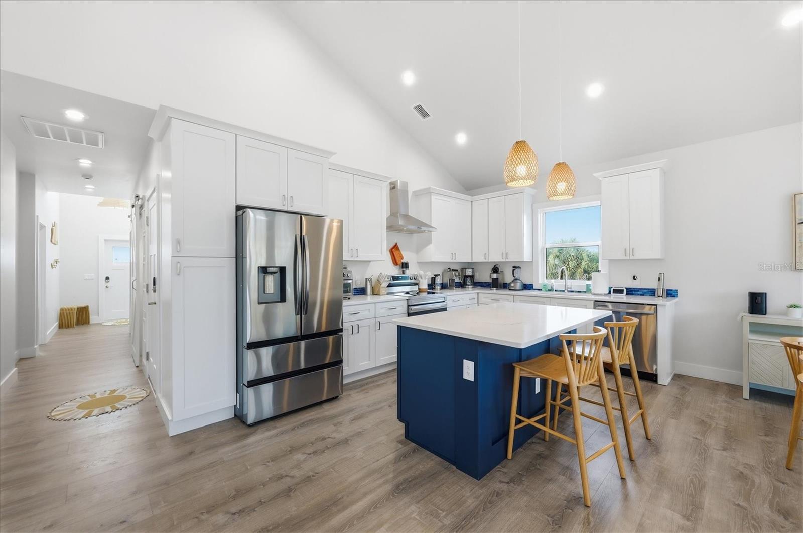 Image 16 of 55 For 19 Lemon Bay Lane