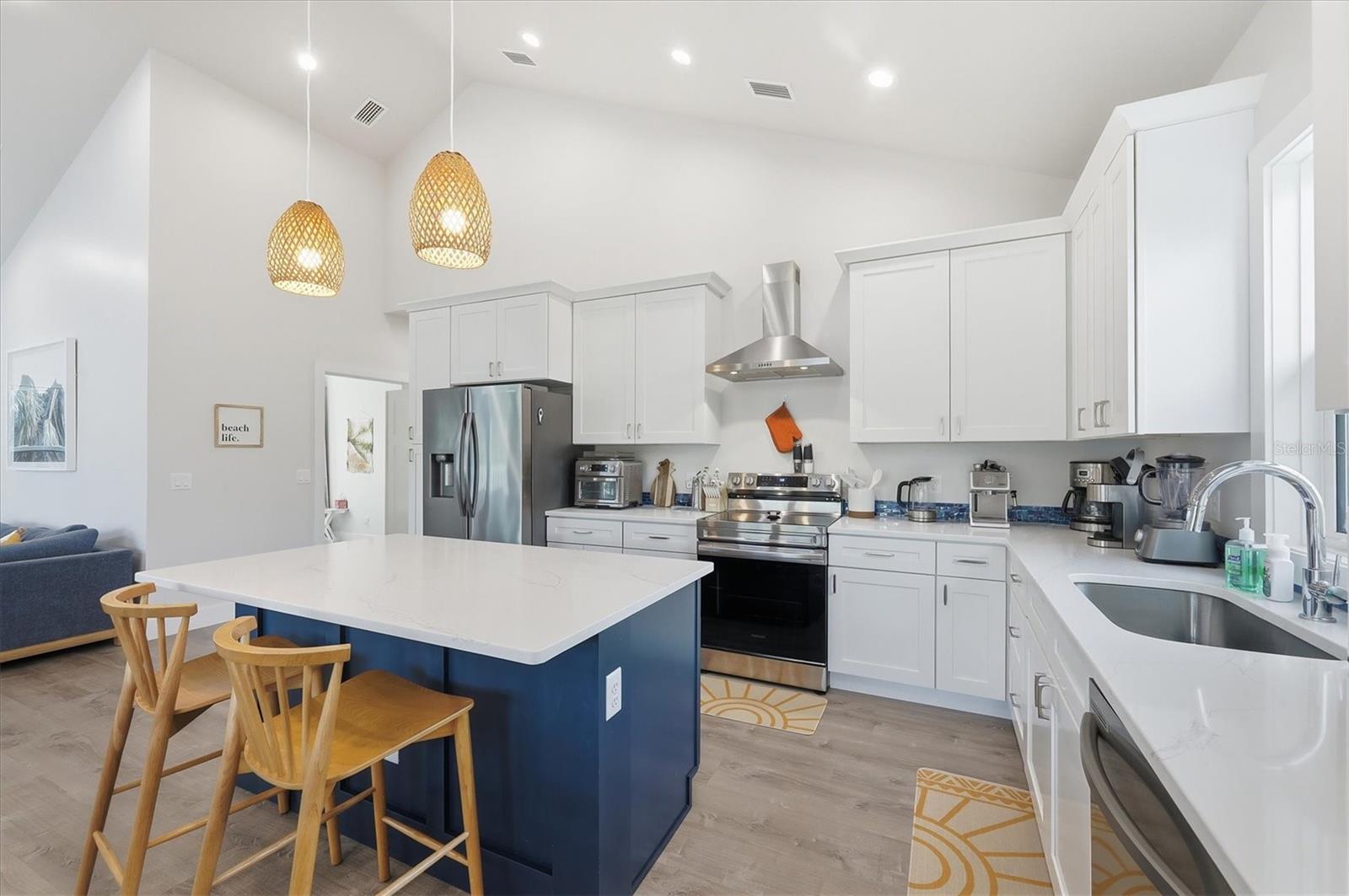 Image 20 of 55 For 19 Lemon Bay Lane