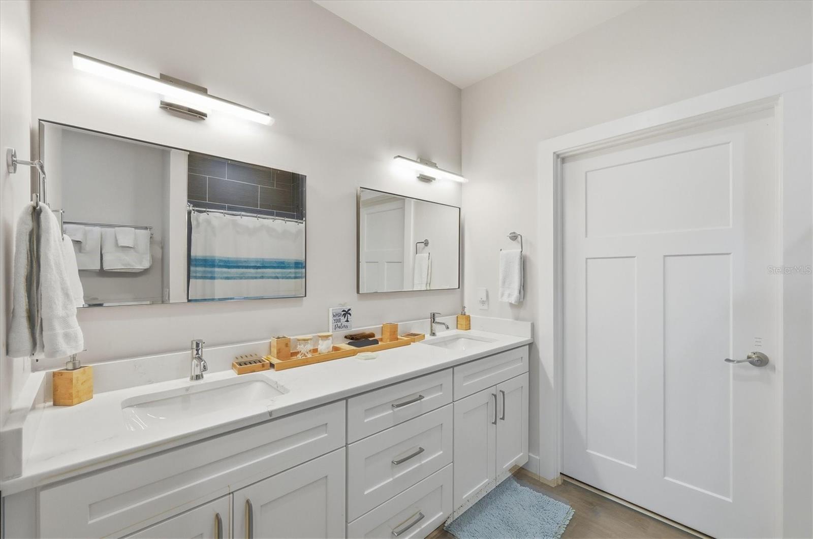 Image 24 of 55 For 19 Lemon Bay Lane