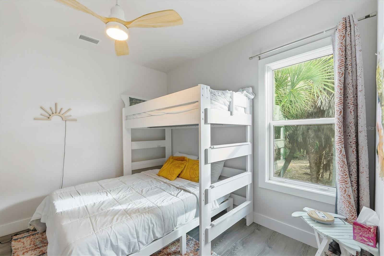 Image 27 of 55 For 19 Lemon Bay Lane