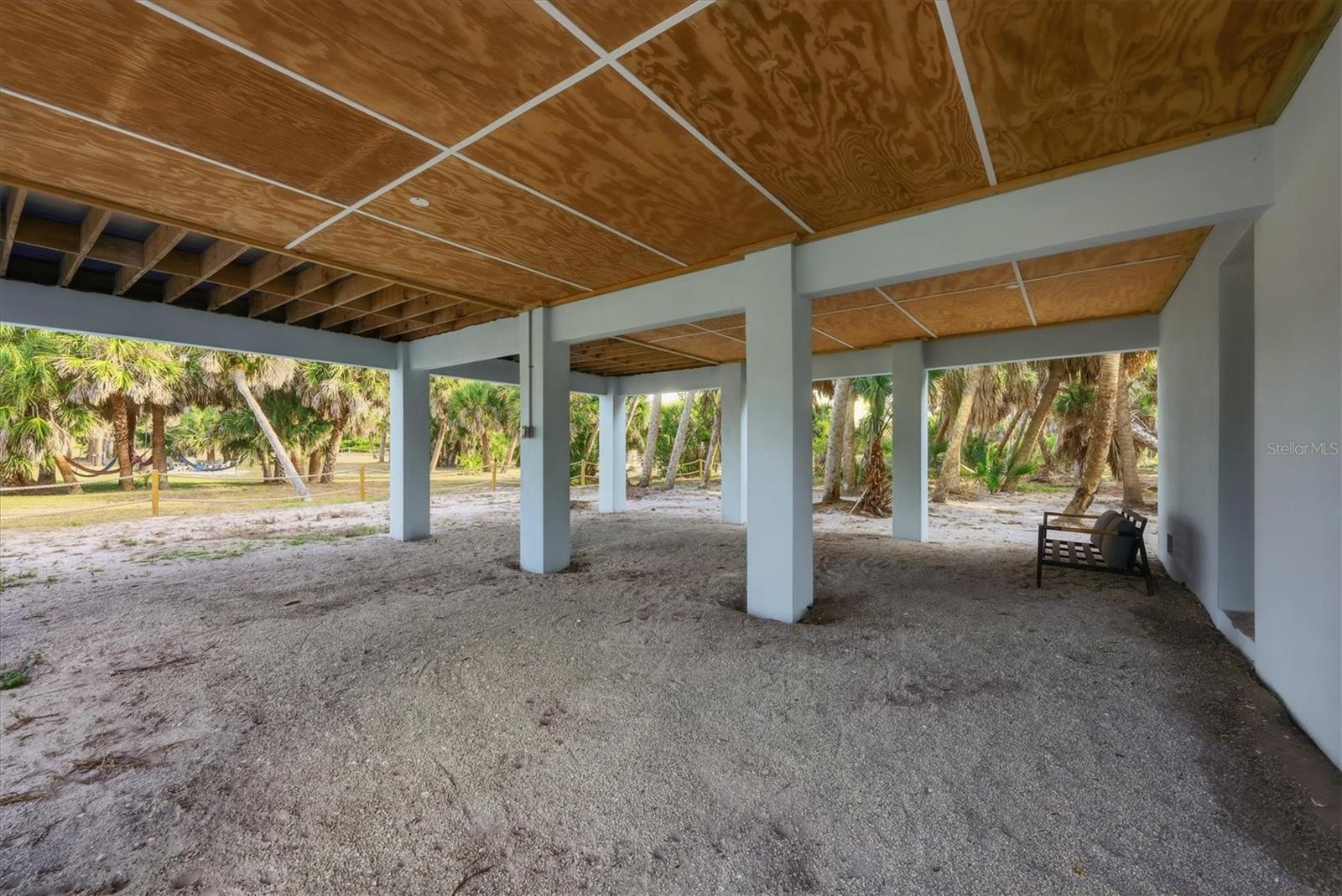 Image 37 of 55 For 19 Lemon Bay Lane