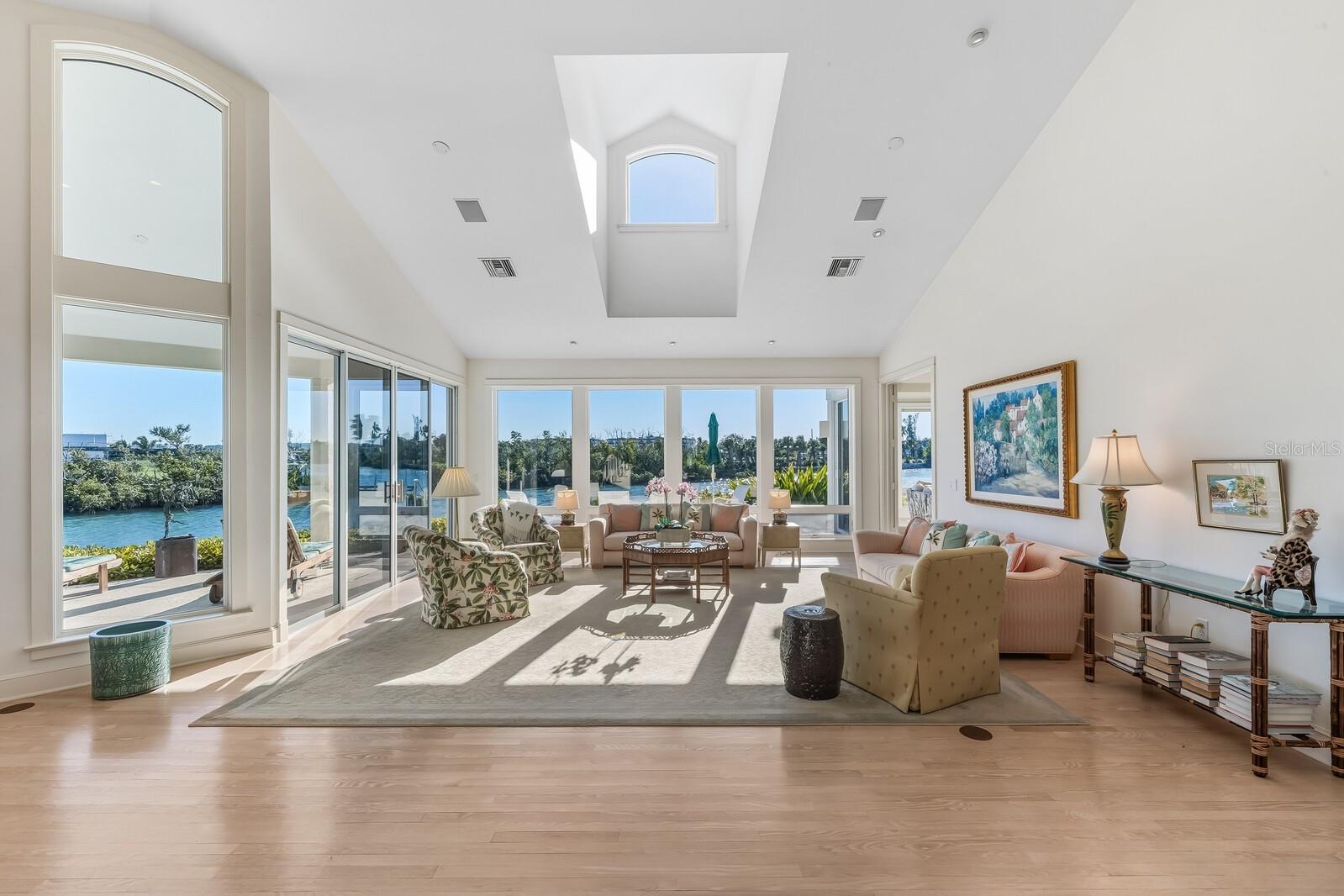 Image 4 of 54 For 1601 Jean Lafitte Drive