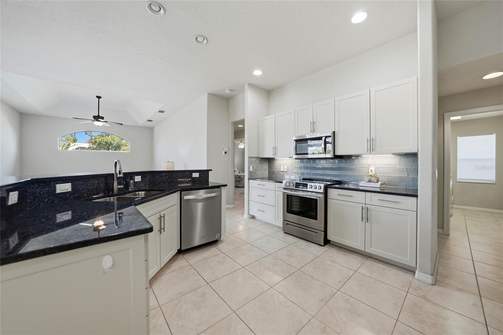 Image 13 of 54 For 5455 Graves Terrace