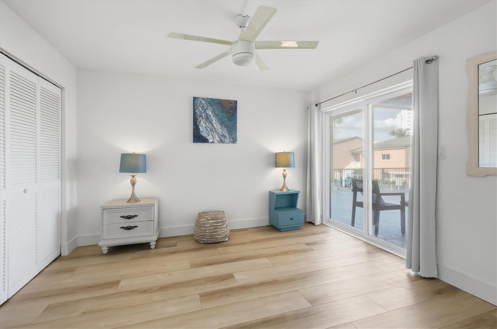 Image 24 of 46 For 7430 Sunshine Skyway Lane S 201