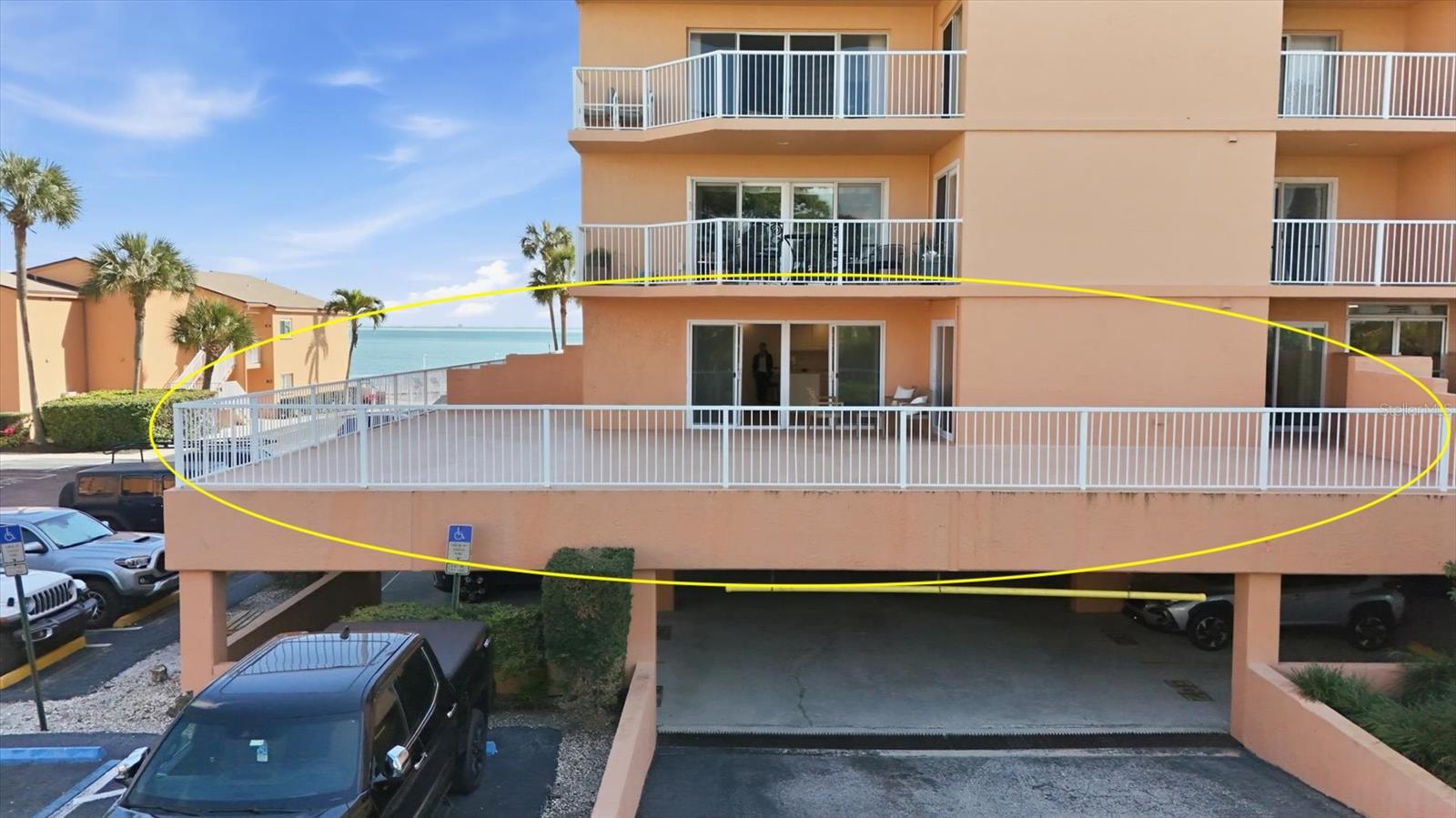 Image 30 of 46 For 7430 Sunshine Skyway Lane S 201