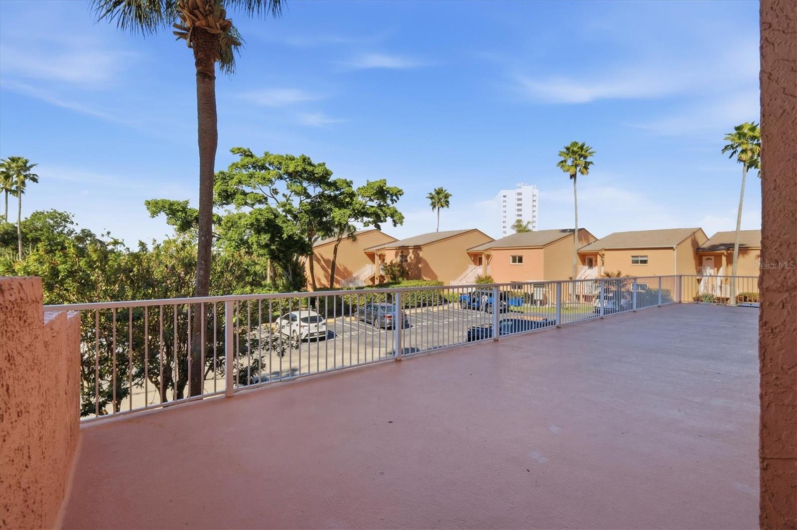 Image 34 of 46 For 7430 Sunshine Skyway Lane S 201